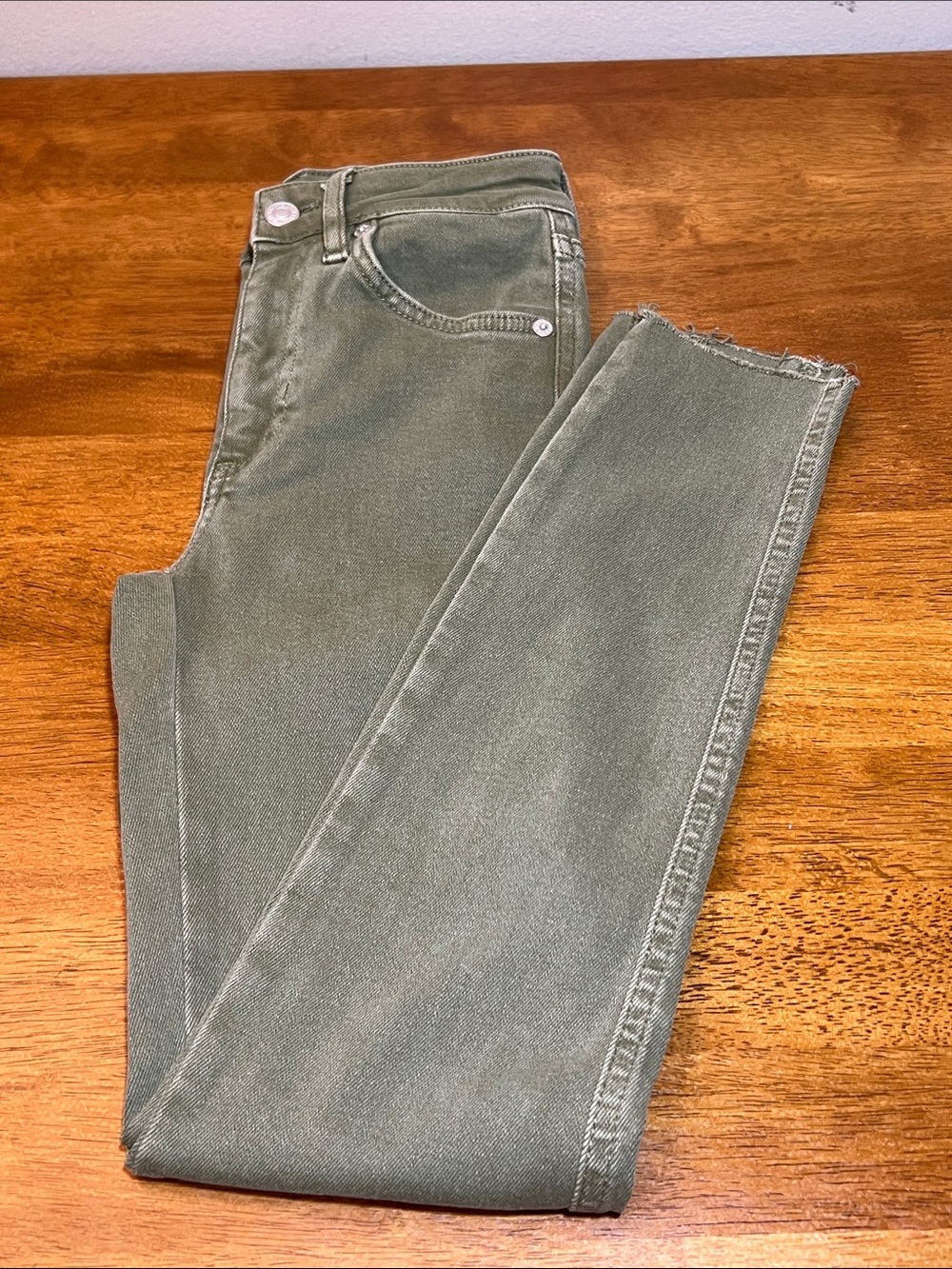 We The Free (by Free People) olive/army green skinny denim jeans Size 24